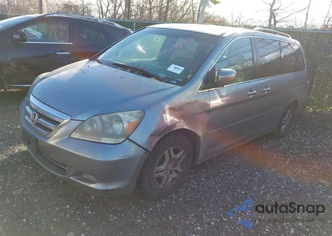 2005 Honda Odyssey Ex z USA, uszkodzony, nr VIN 5FNRL38415B112953